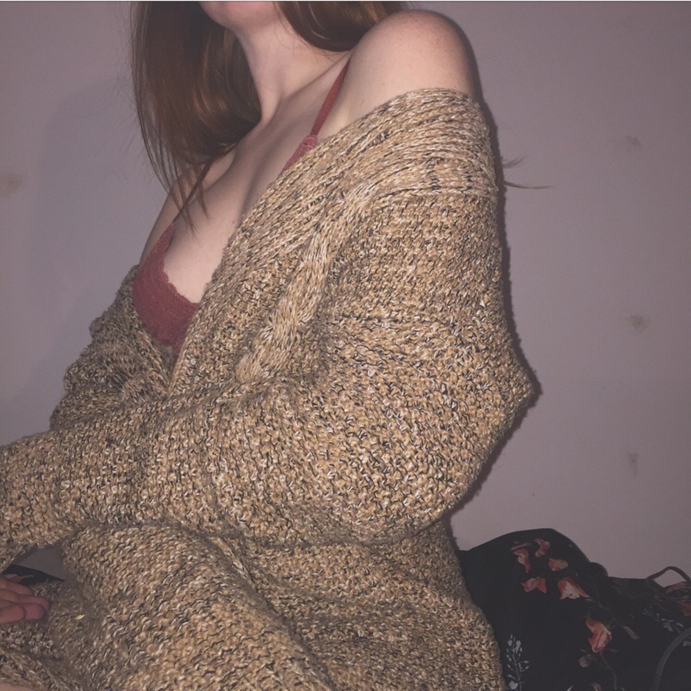 SOLD oversized Cardigan